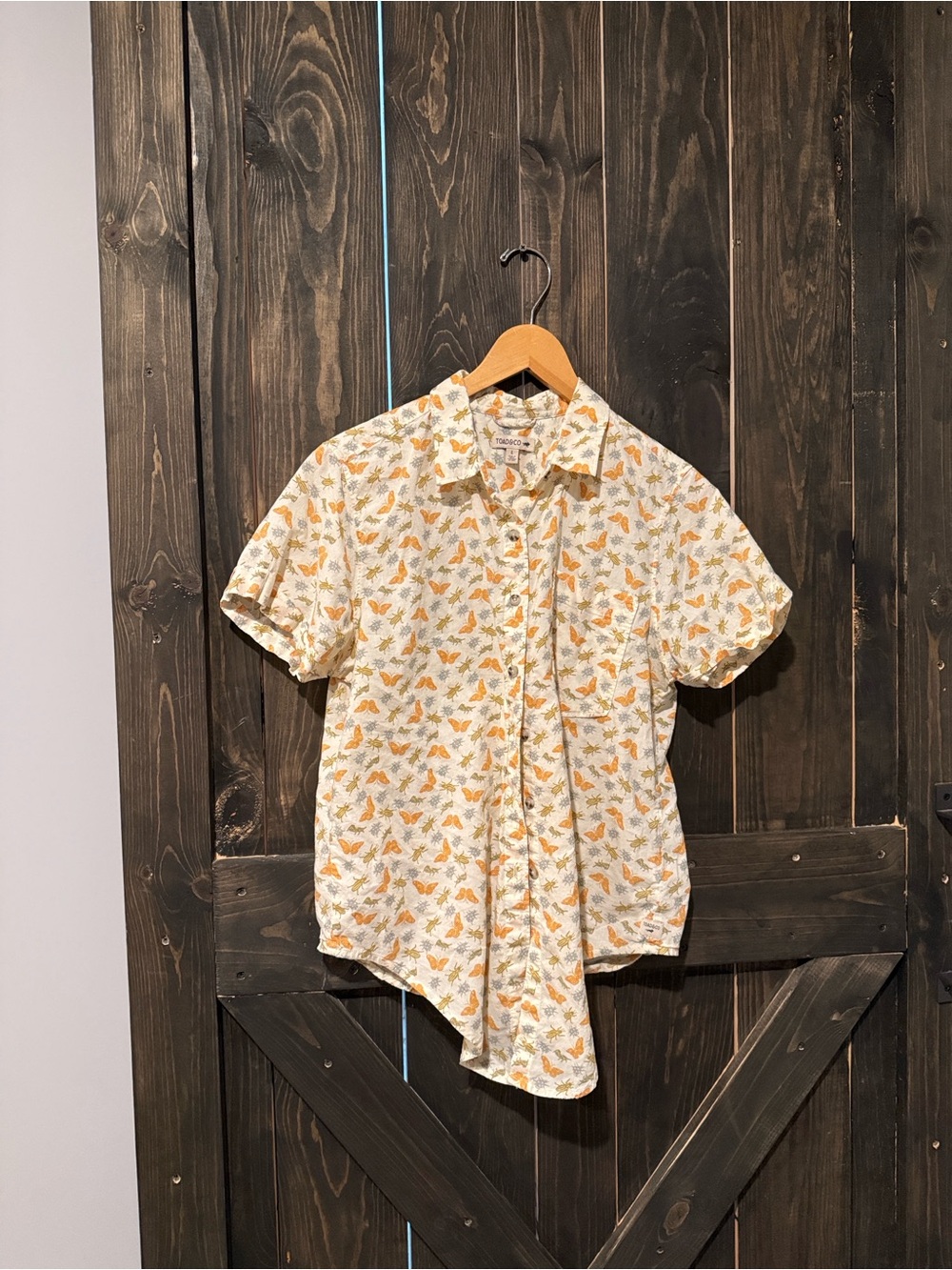 Toad&Co Cream Shirt with Orange and Sage Nature Print
